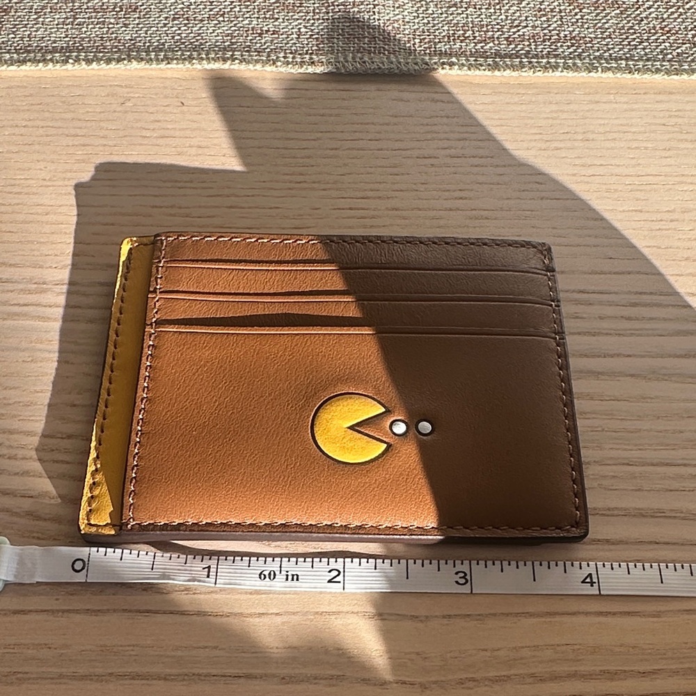 NWOT Coach x PAC-MAN Limited Edition Card Holder - Picture 8 of 9